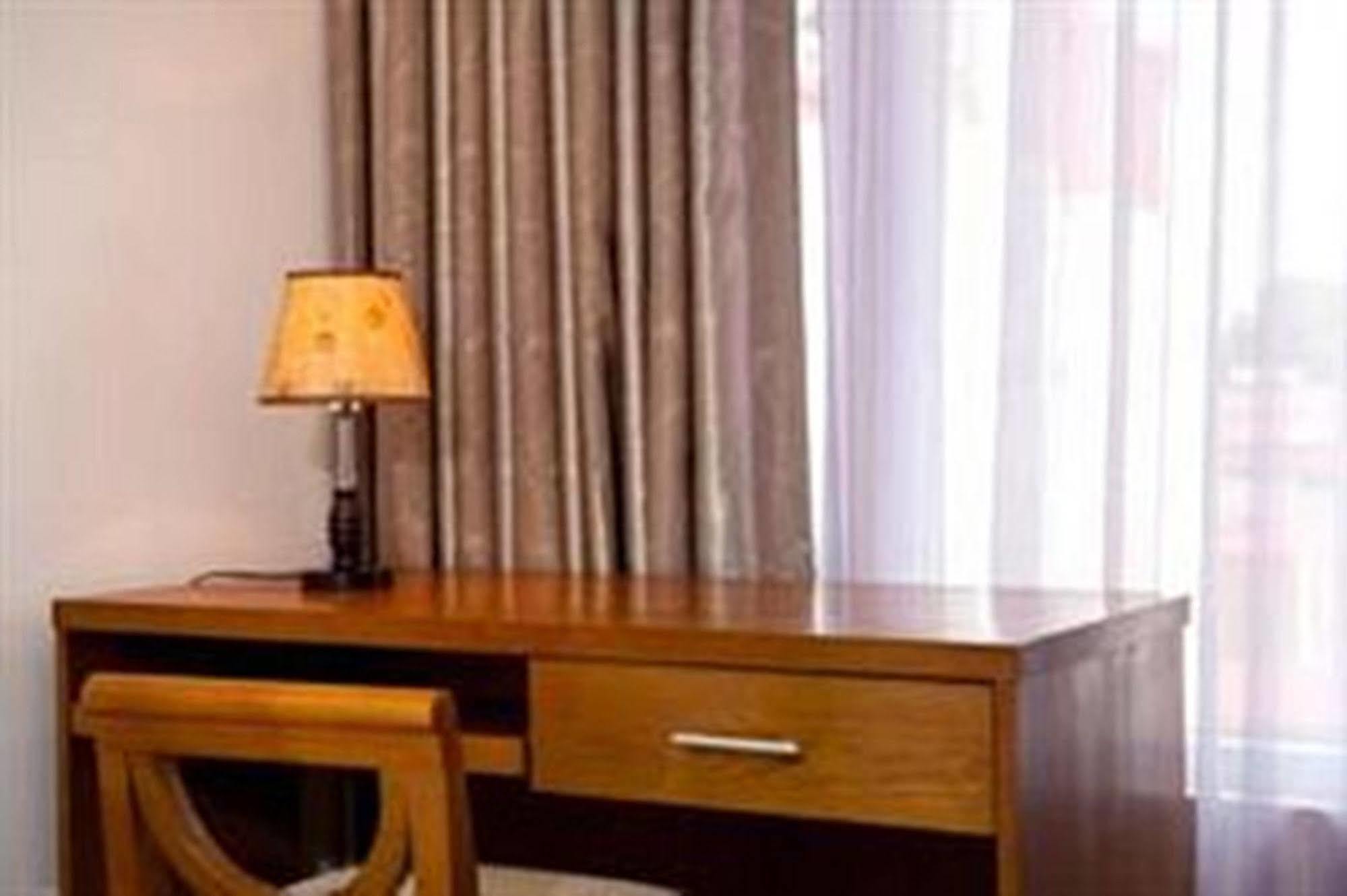Lam Bao Long Hotel Hue Zewnętrze zdjęcie